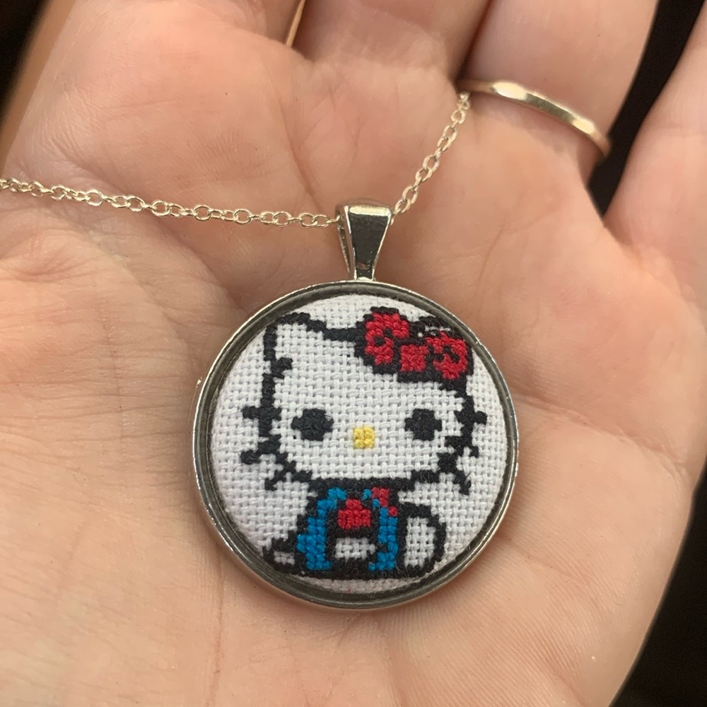 Hello Kitty handmade necklace jewelry keychain gift - Picture 1 of 4